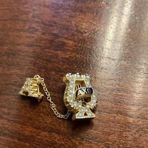 Alpha Chi Omega Sorority Pin with Alpha Chapter Guard.